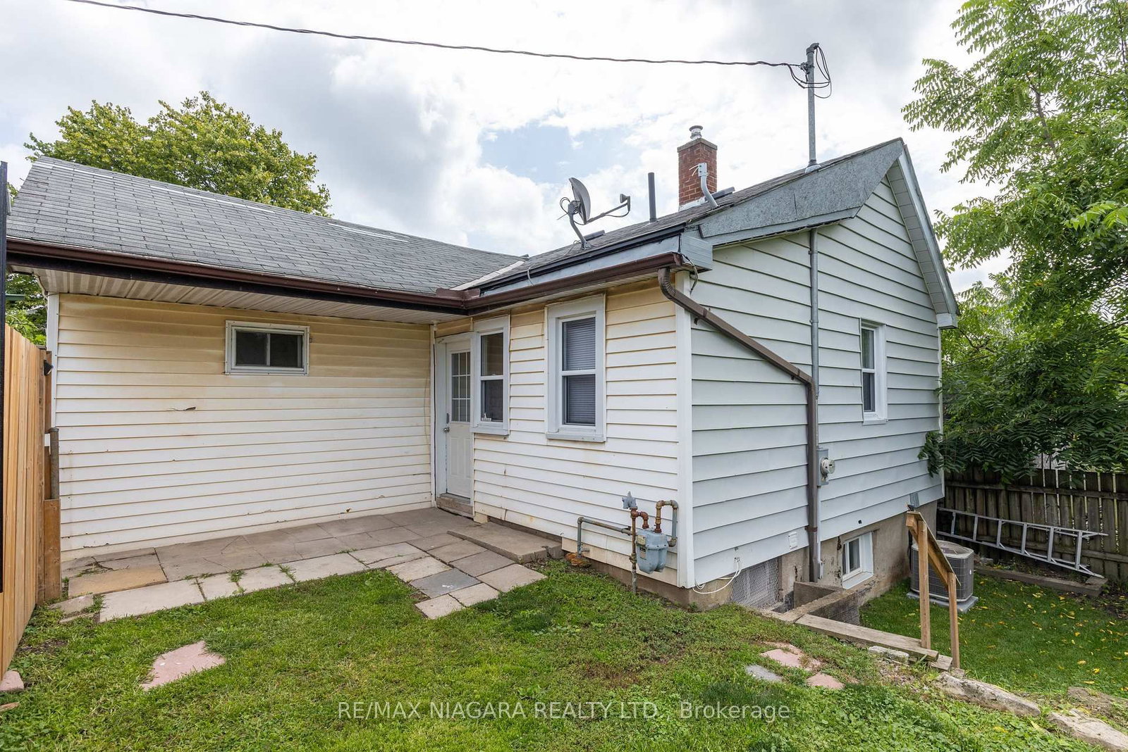Listing Image 26