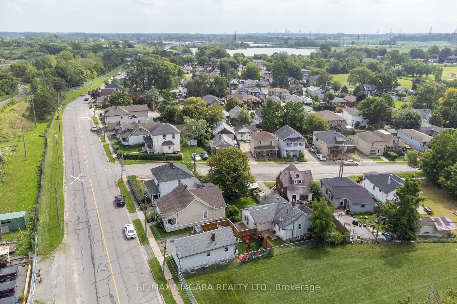 Listing Image 29