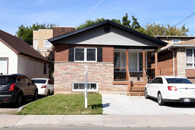 8 Tragina Avenue