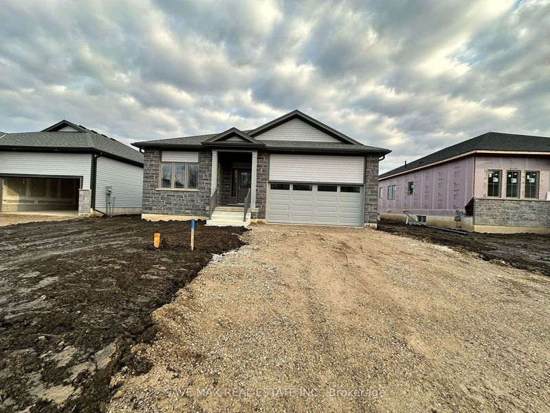 home for lease on 155 Ellen Street