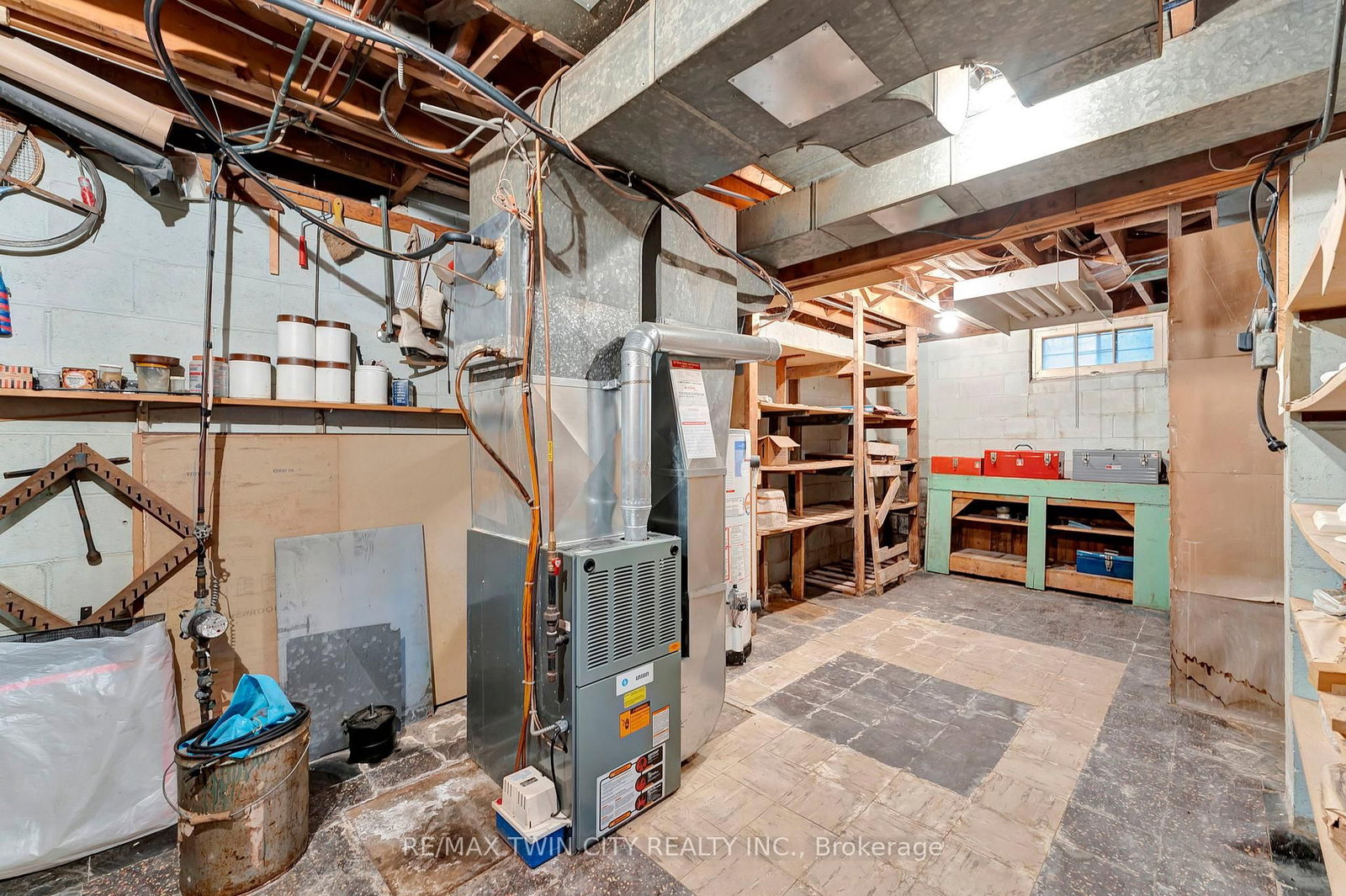 Listing Image 13