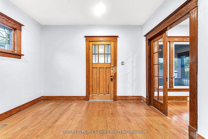 5810 Symmes St, Niagara Falls, L2G 2G3 | Image 3