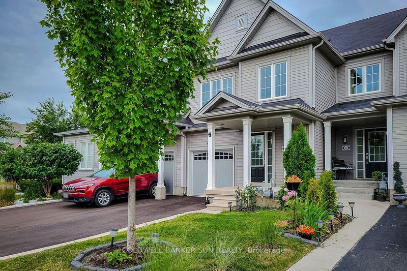 home for lease on 62 Lynch Crescent