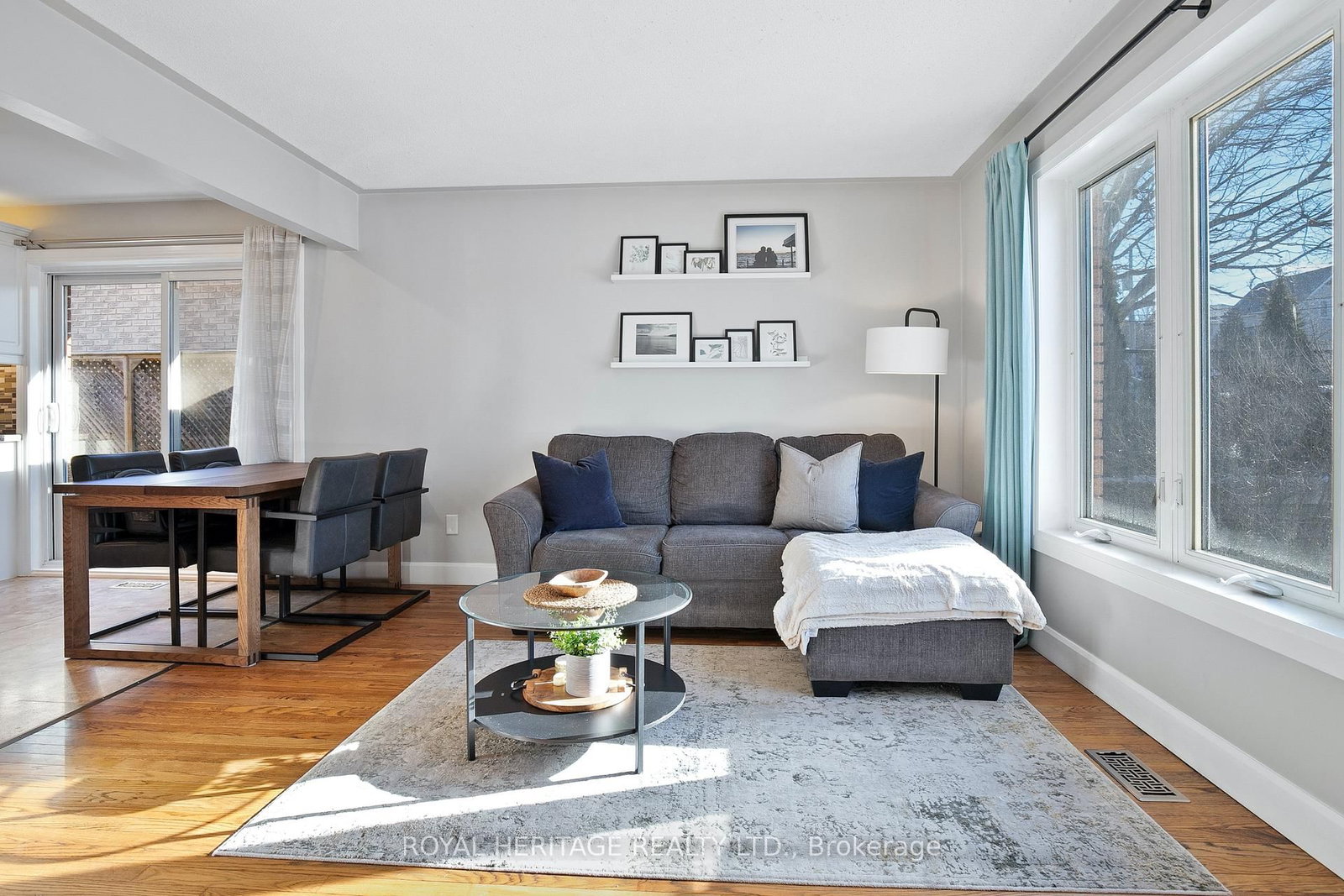 Listing Image 7