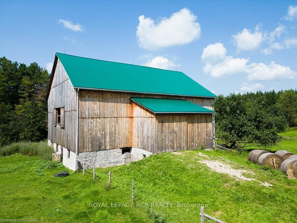 Listing Image 12