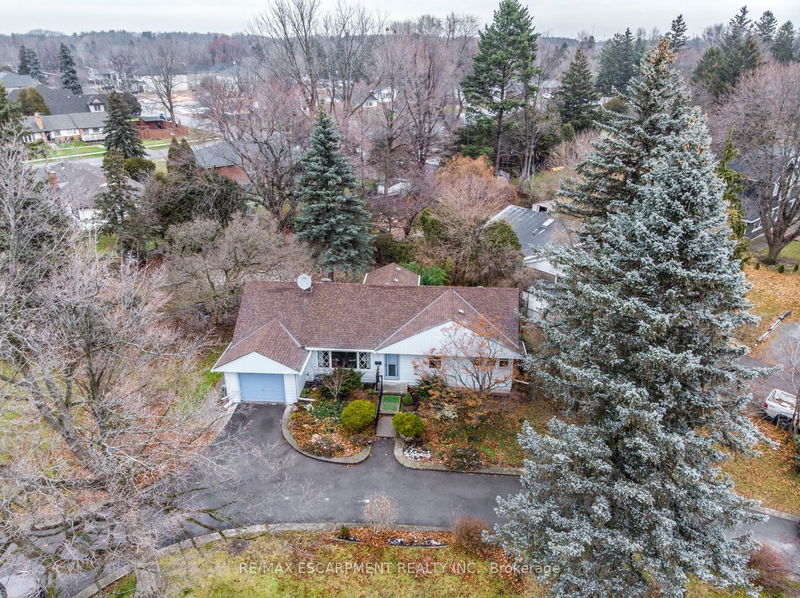 home for sale on 5 Garner Road E