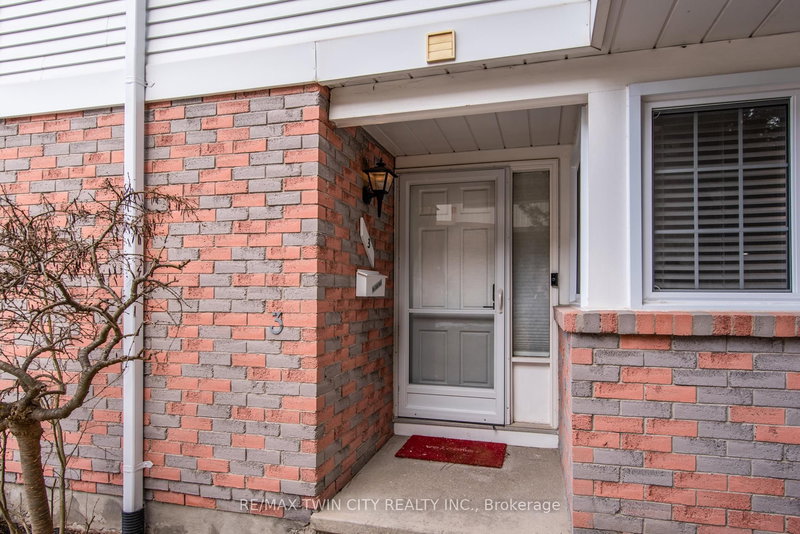 3 - 481 Beechwood Dr, Waterloo, N2T 1H8 | Image 3