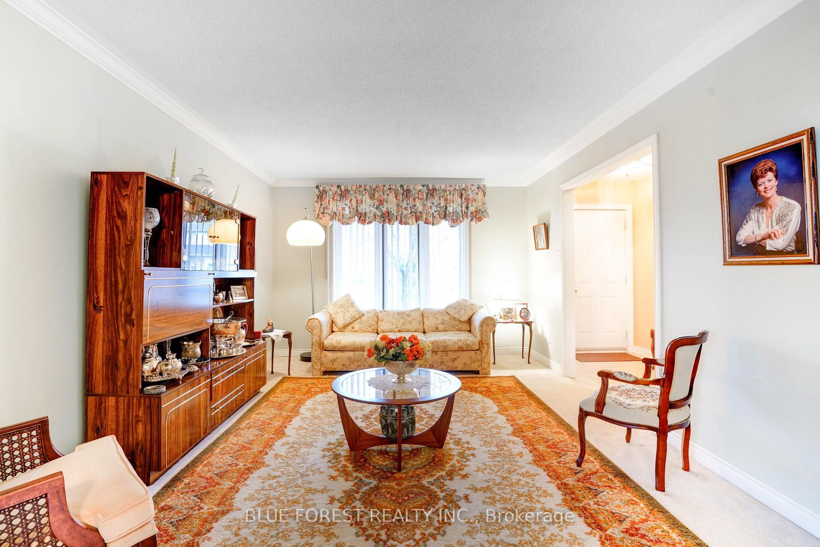 Listing Image 7