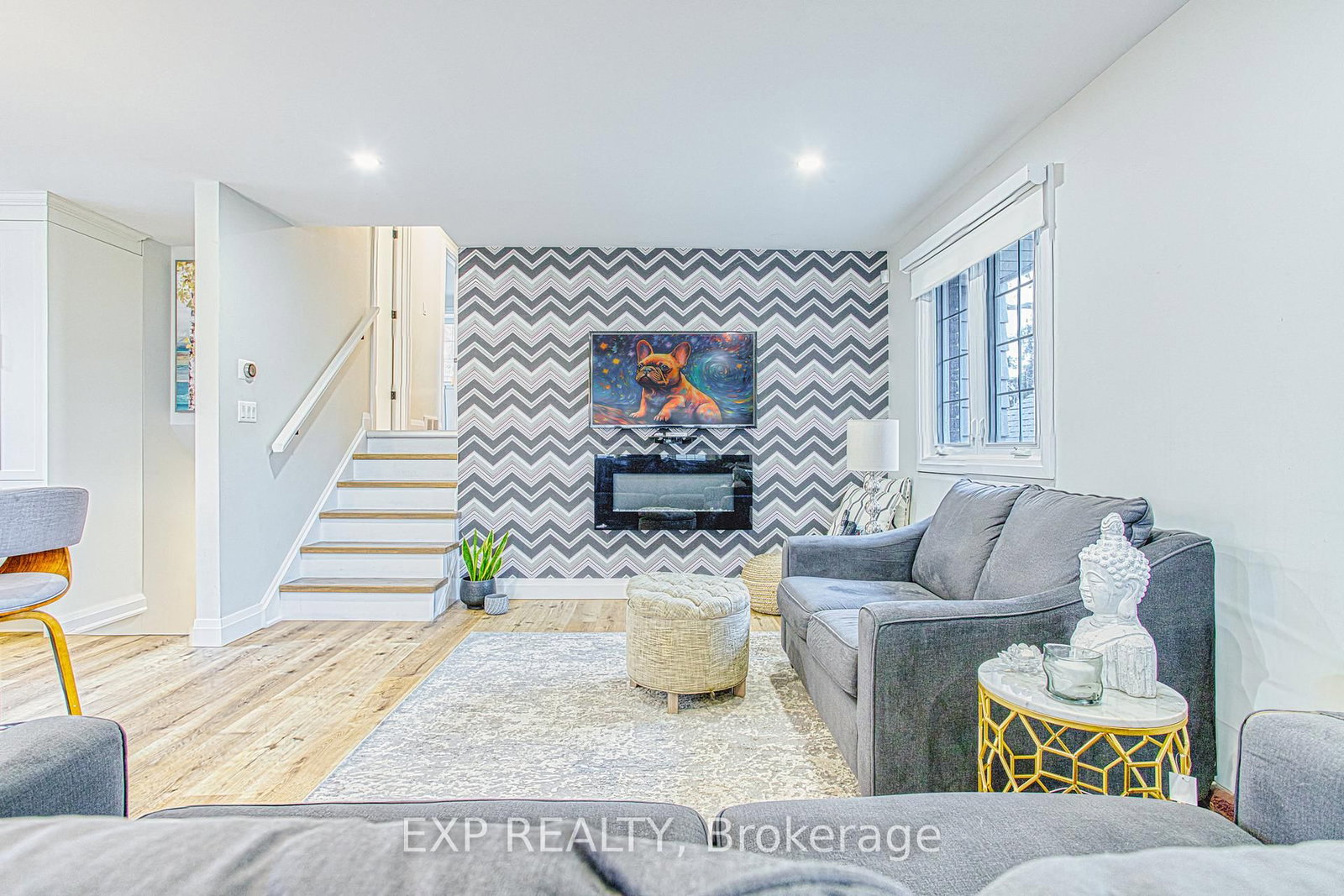Listing Image 20
