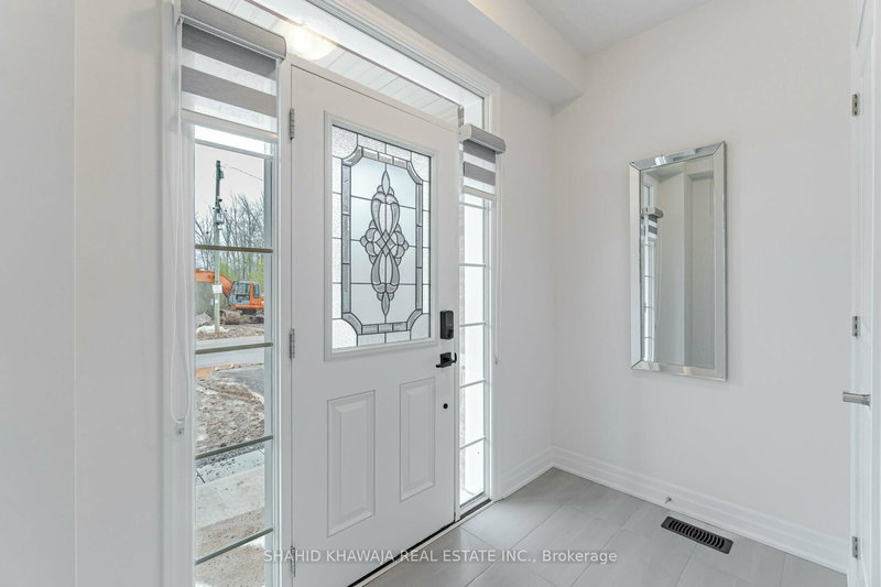 9241 WHITE OAK Ave, Niagara Falls, L2G 0E9 | Image 3