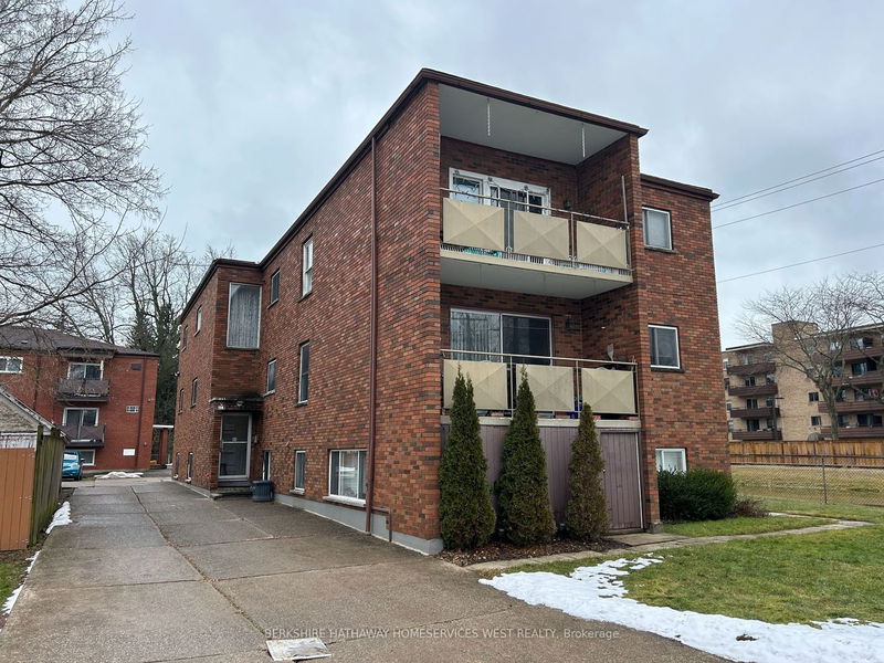 home for lease on 6-158 Ash Street