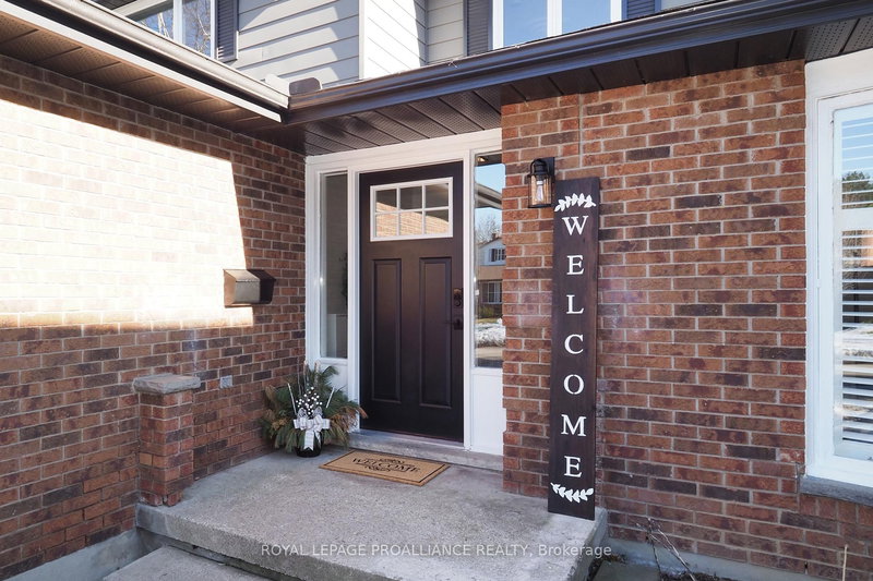 450 Winchester Dr, Waterloo, N2T 1J1 | Image 3