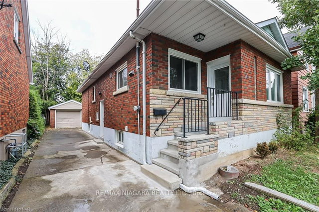261 Vine Street