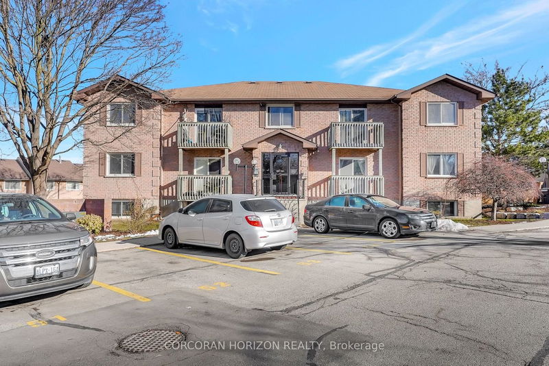 Unit 101 — 266 Overlea Dr, Kitchener -  image-0-0