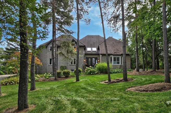 home for sale on 989 Stonebrook Road