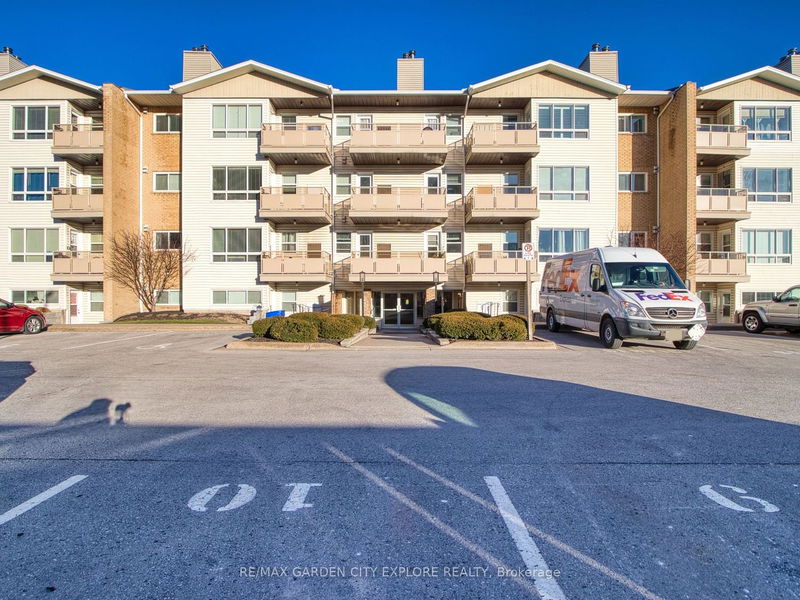 home for sale on 319-78 Roehampton Avenue