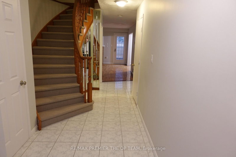 3 - 255 MOUNT ALBION Rd, Hamilton, L8K 6P7 | Image 2