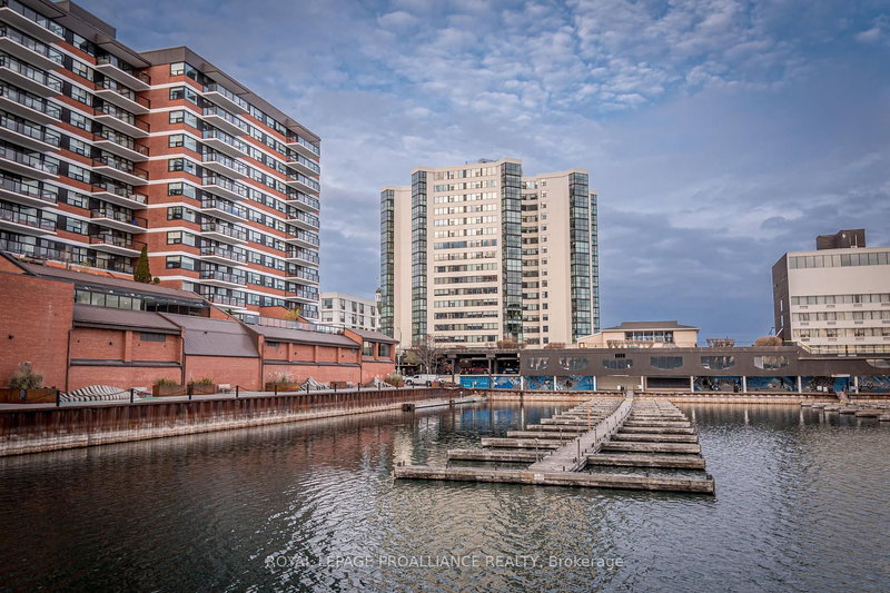 1602 - 185 Ontario St, Kingston, K7L 2Y7 | Image 2