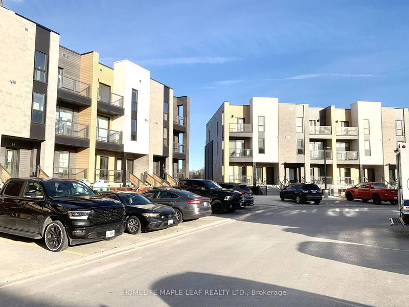 home for lease on D-038-261 Woodbine Avenue