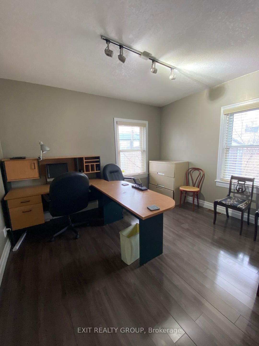 Listing Image 16