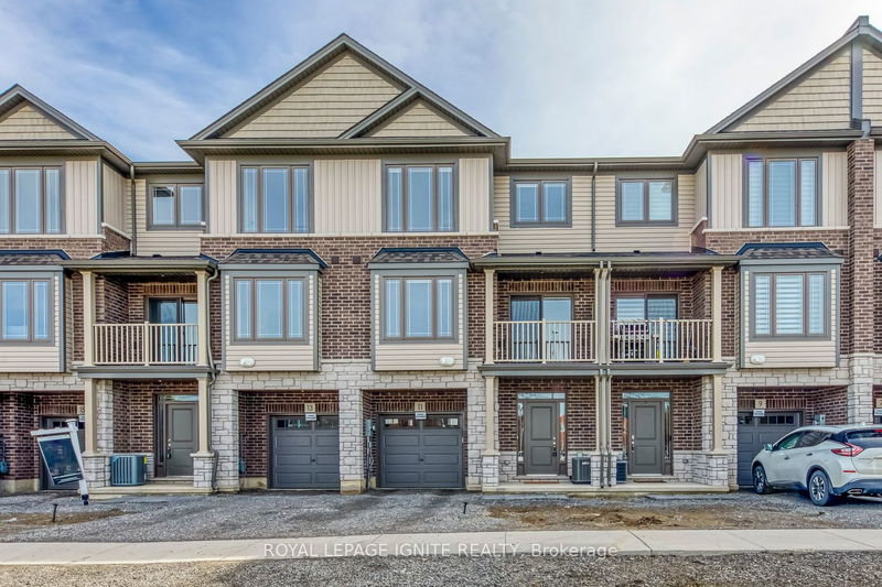 home for lease on 11 Picardy Drive