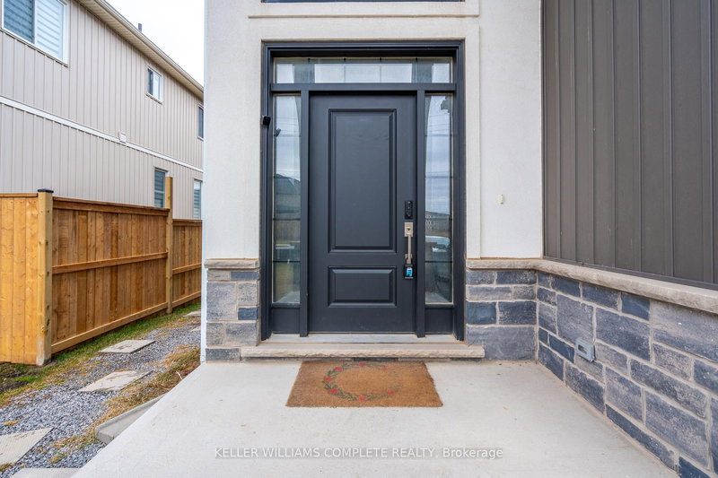 1206 Hansler Rd, Thorold, L3B 5N5 | Image 2