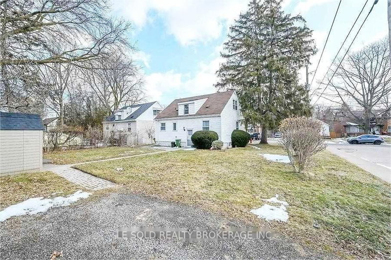 Bsmt - 112 Leland St, Hamilton, L8S 3A2 | Image 2