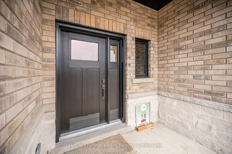 32 Walker Rd, Ingersoll, N5C 4H3 | Image 3