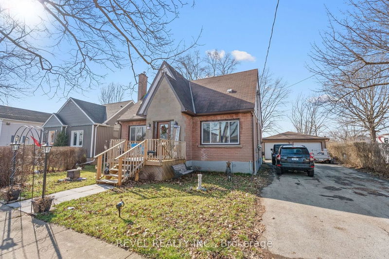 home for sale on 245 Mcalpine Avenue S