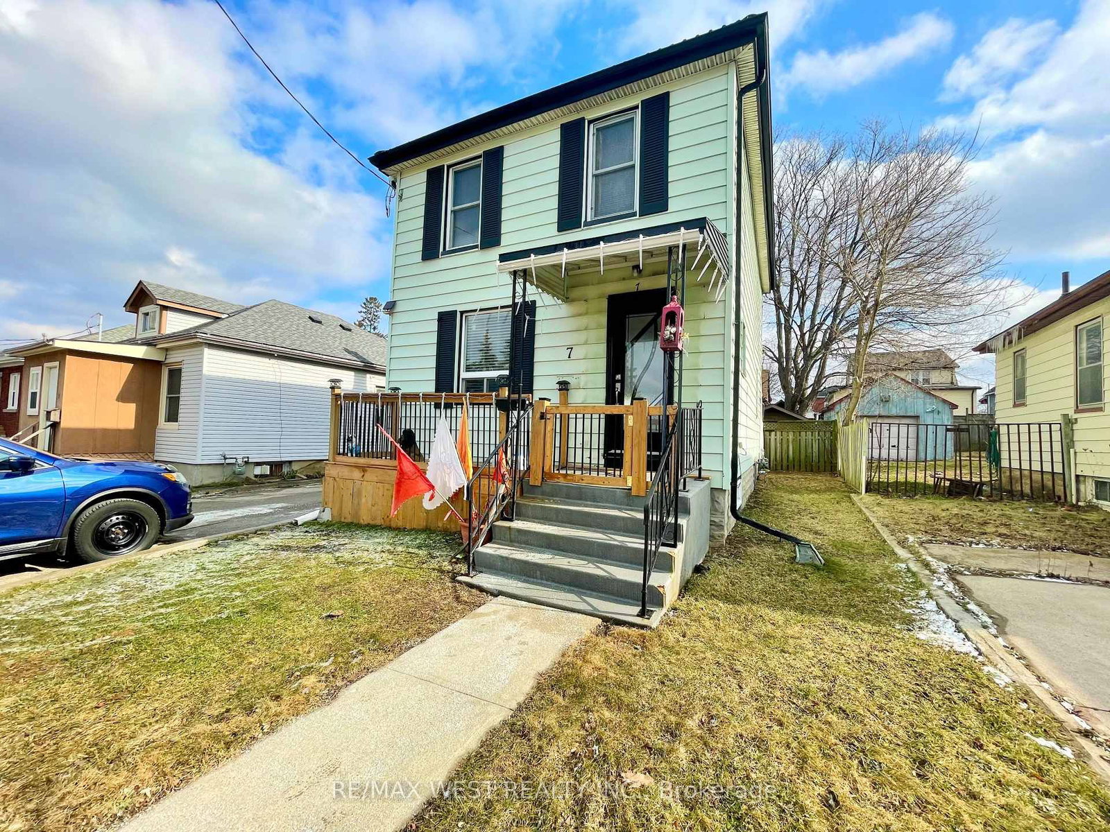 Listing Image 3