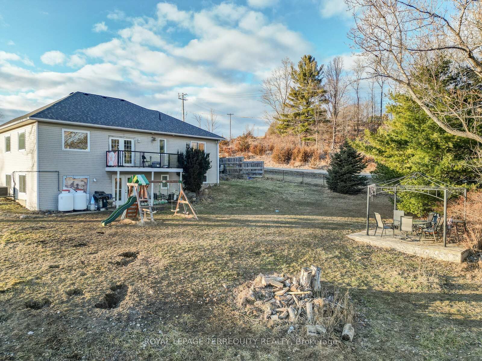 Listing Image 32