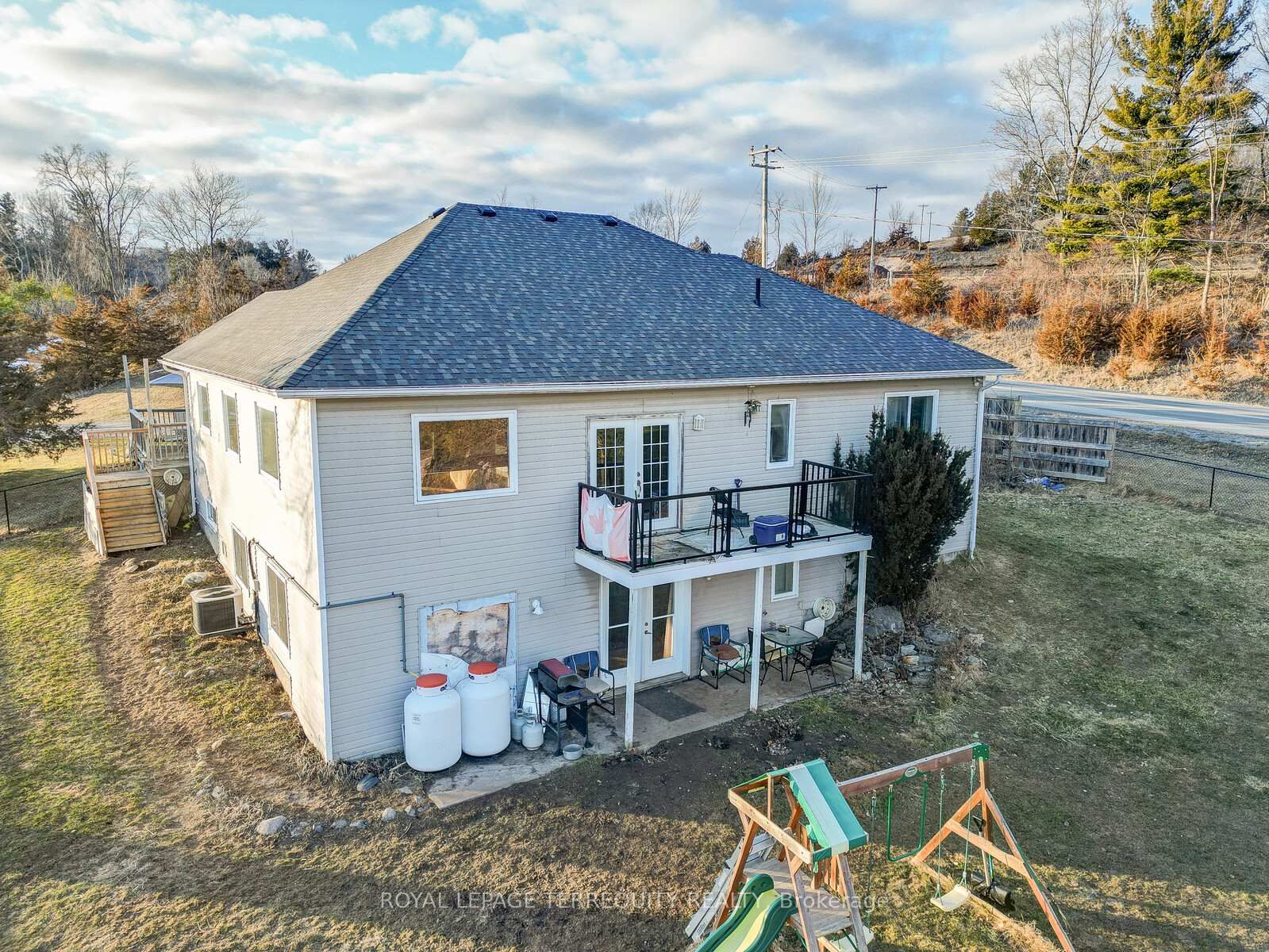 Listing Image 33