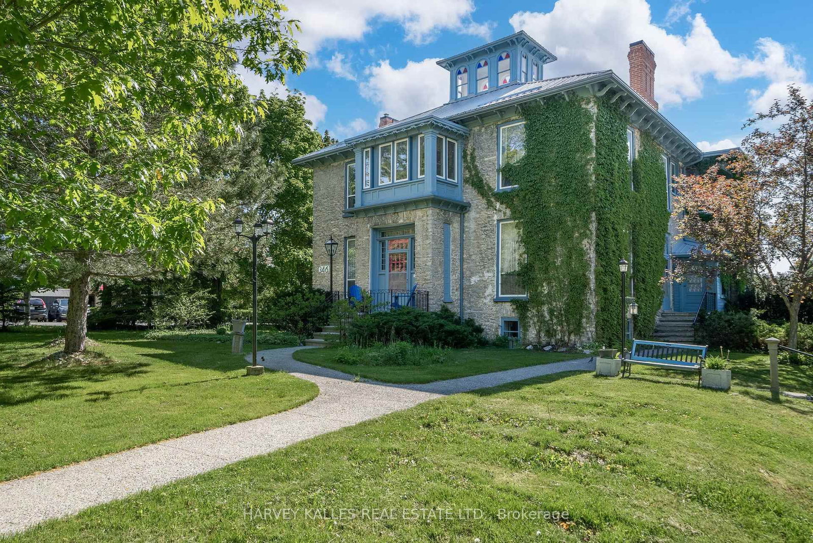 Listing Image 3