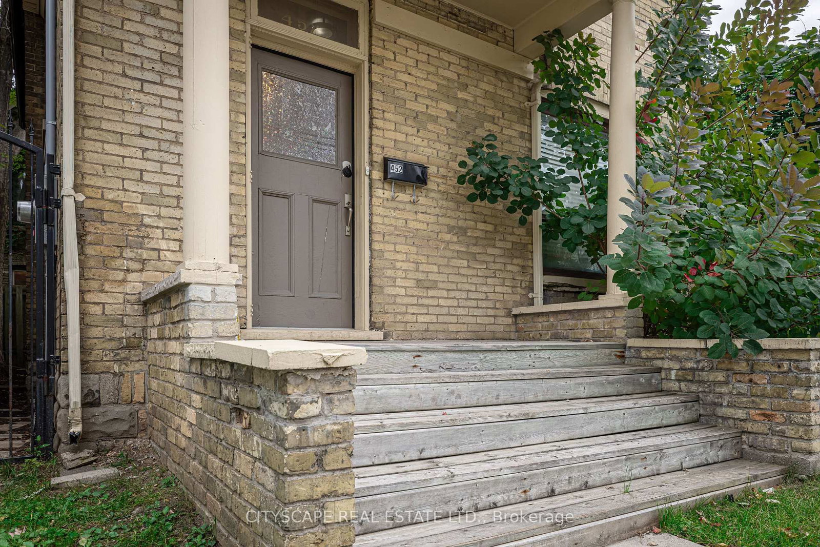 Listing Image 3