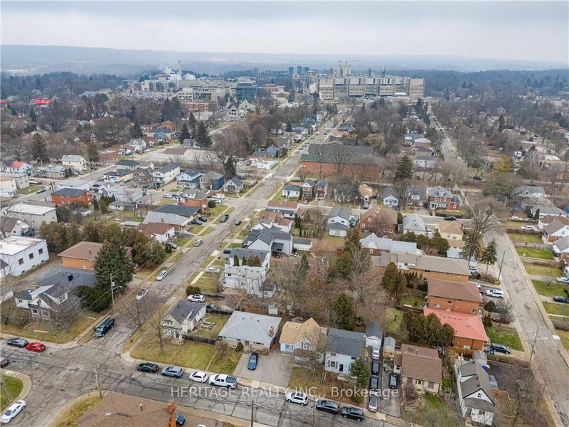 16 Royal Ave, Hamilton, L8S 2C2 | Image 2