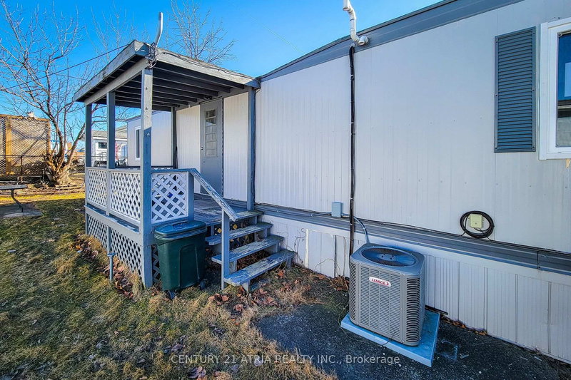 304 - 241 St. Paul St W, St. Catharines, L2S 2E5 | Image 3