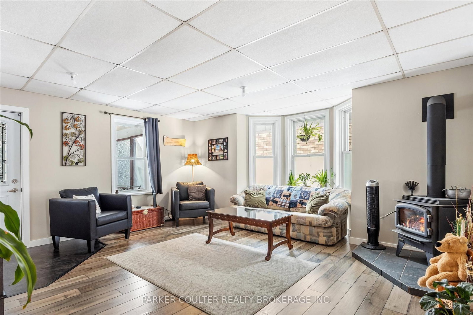 Listing Image 7