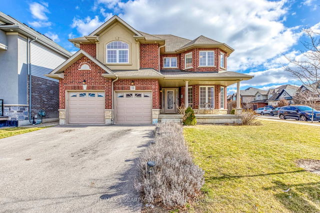 15 Keystone Crescent