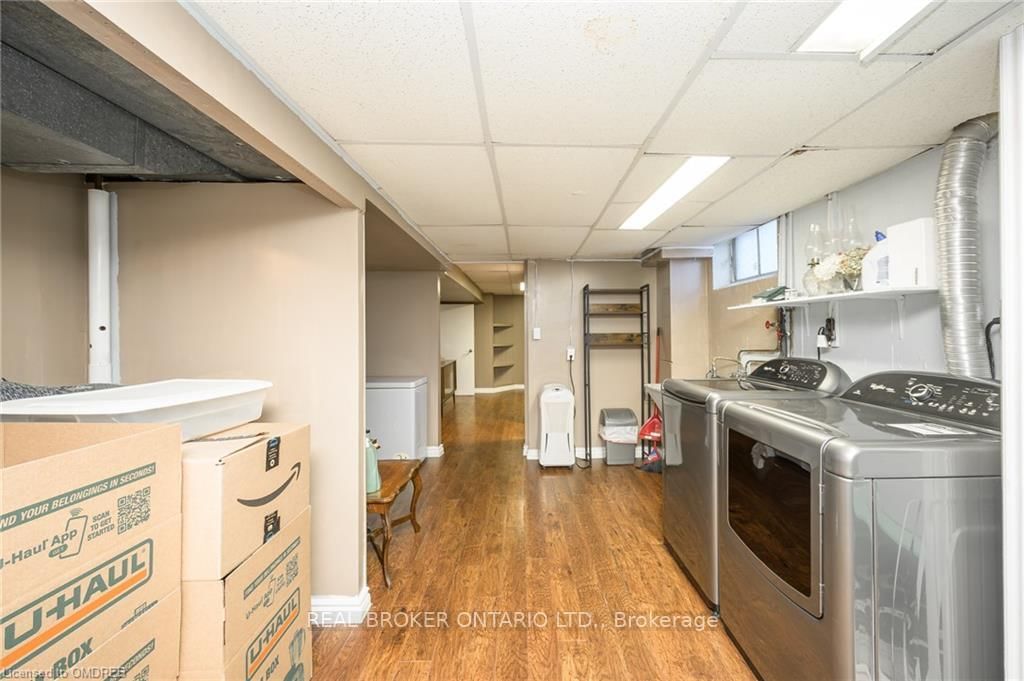 Listing Image 25