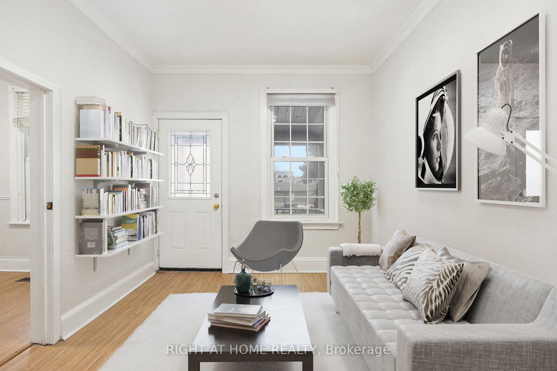6 Ben Lomond Pl, Hamilton, L8V 2S7 | Image 2