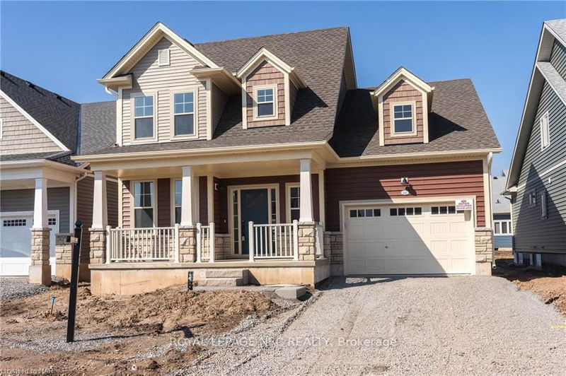home for lease on 66 Beachwalk Crescent