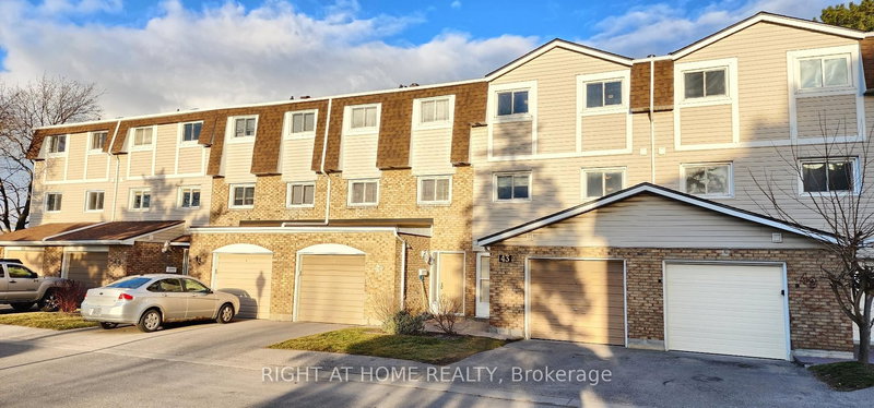 43 - 11 Harrisford St, Hamilton, L8K 6L7 | Image 2