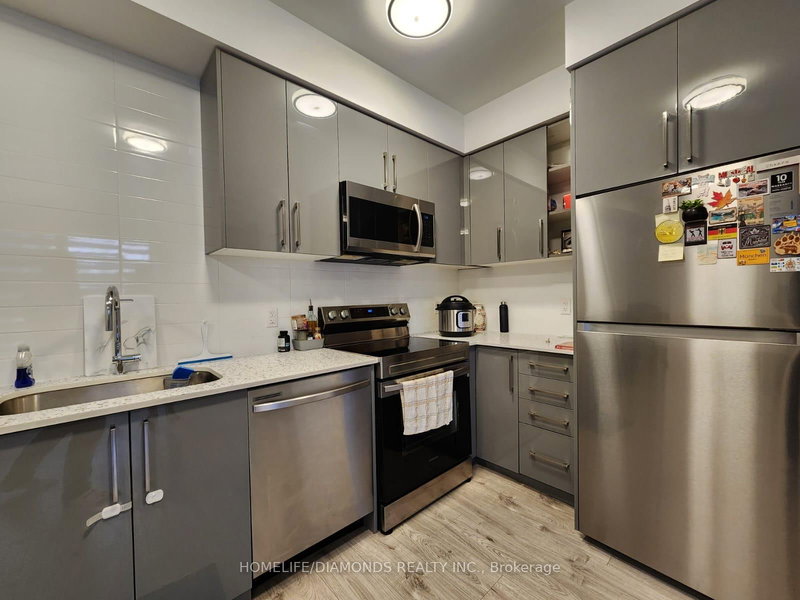 203 - 6065 MCLEOD Rd, Niagara Falls, L2G 0Z7 | Image 2