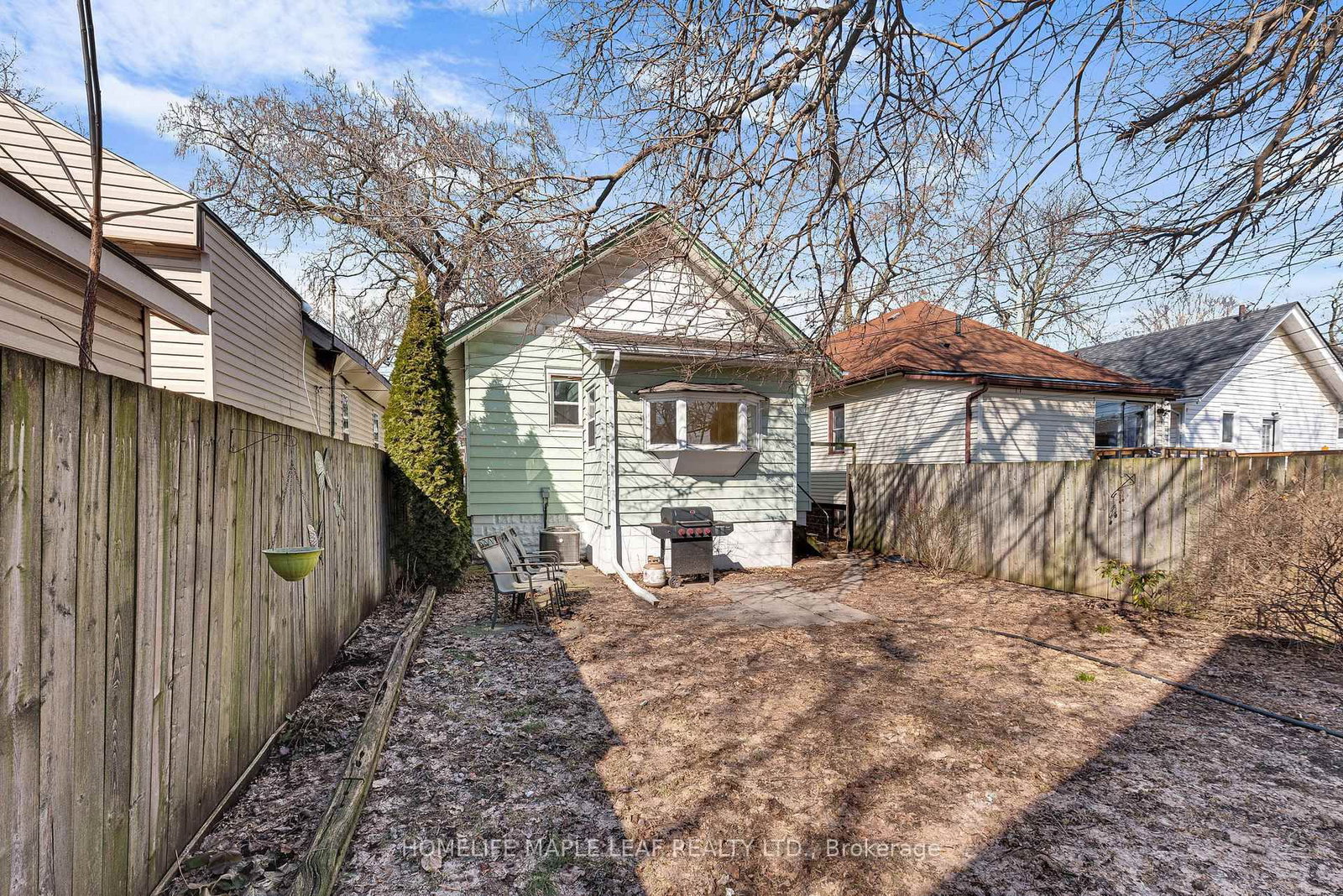 Listing Image 7