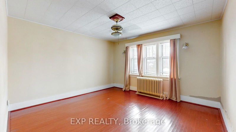 362 Duke St W Kitchener, N2H 3Y3 | Image 21