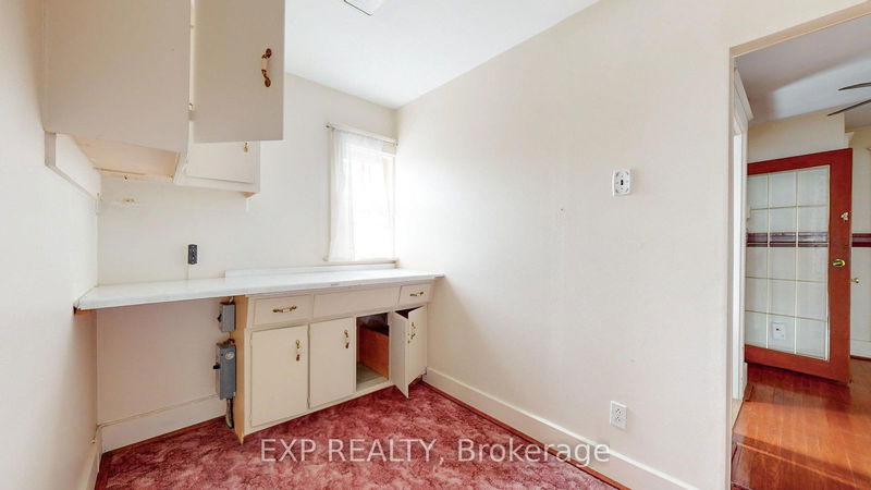 362 Duke St W Kitchener, N2H 3Y3 | Image 23