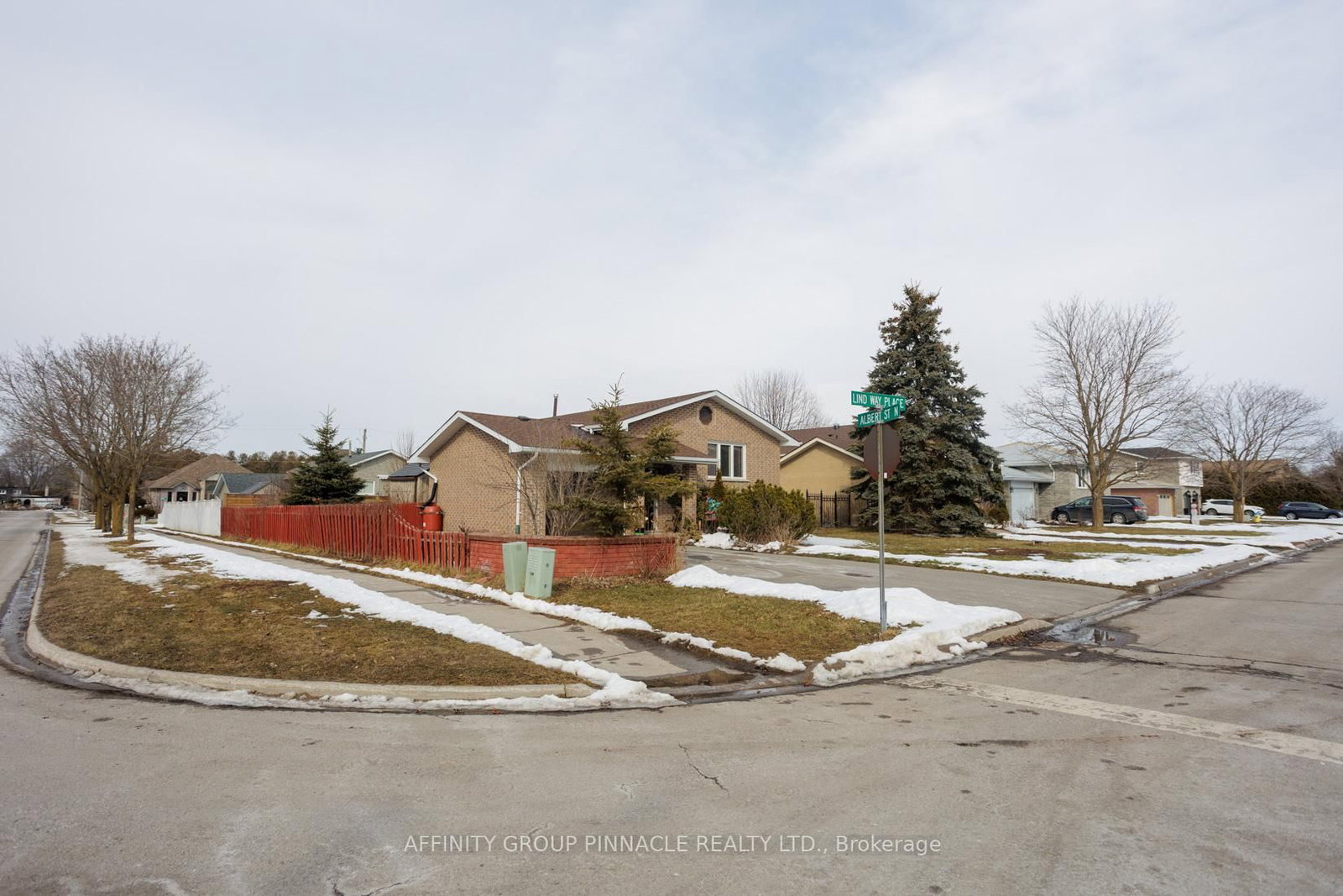 Listing Image 7