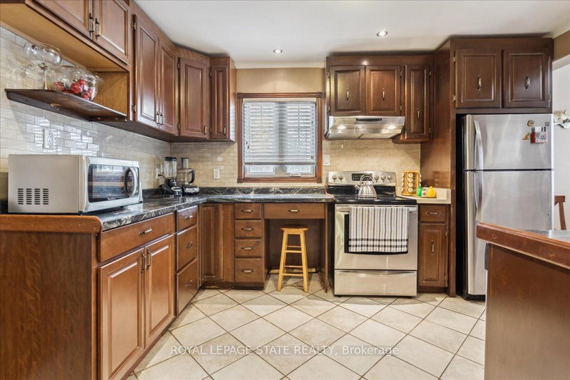 273 King St E, Hamilton, L8G 1L9 | Image 2