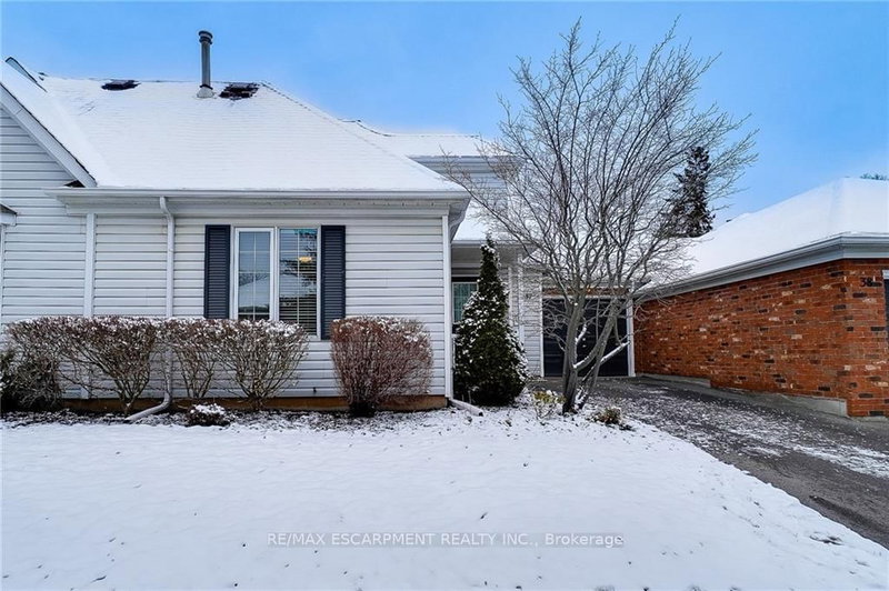 37 - 175 Fiddlers Green Rd, Hamilton, L9G 4X7 | Image 2