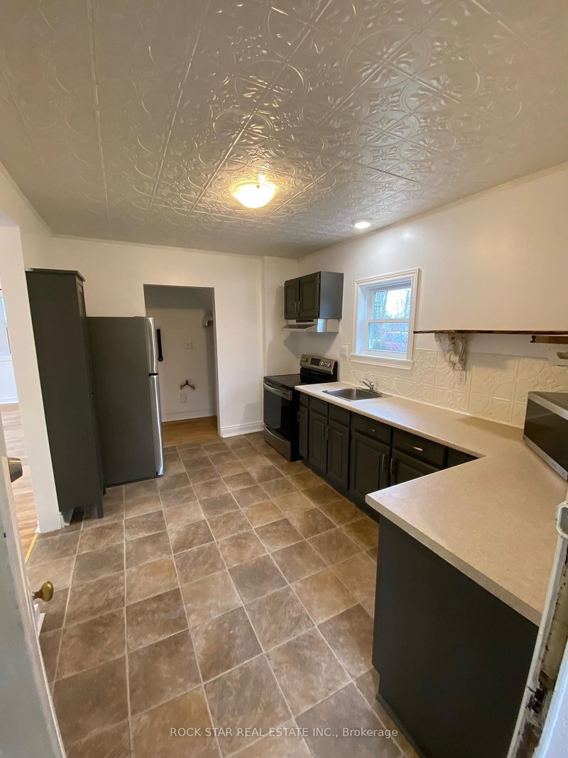 106 CHESTNUT St, Port Colborne, L3K 1R6 | Image 3